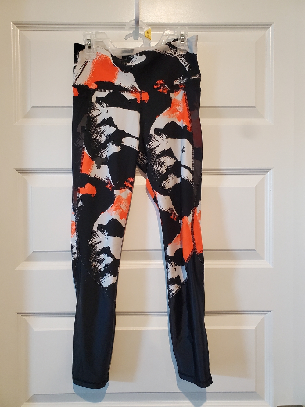 Under Armour Women's Abstract High-Rise Leggings in Black, White & Orange